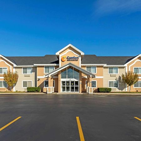 Comfort Inn & Suites Jackson - West Bend Jackson (Washington County) Exterior foto